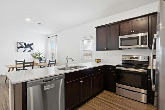Building Photo - 221 Barbary Coast Ln