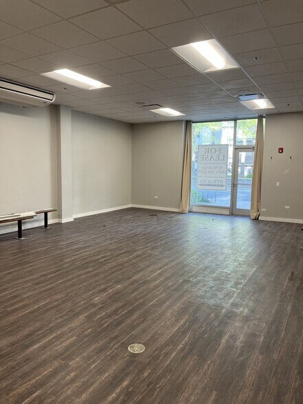 Building Photo - 1221 N. LaSalle Lofts