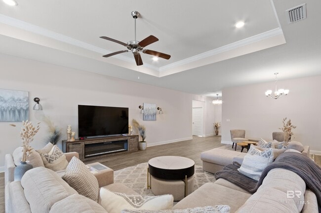 Building Photo - 9426 Diamante Blvd