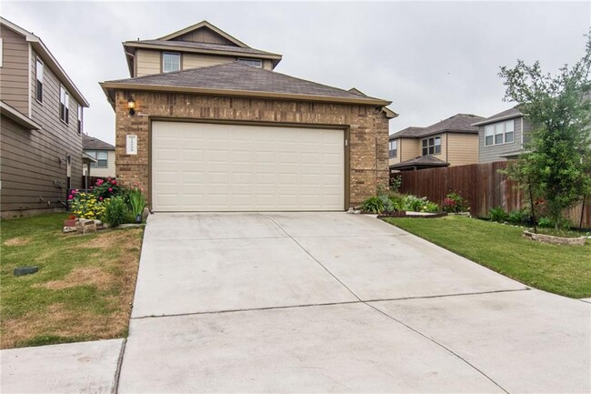 Building Photo - 16009 Hawthorne Heights Trail