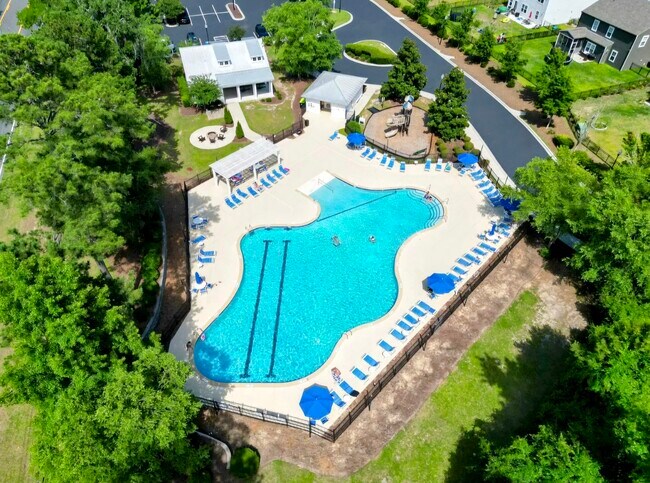 Building Photo - 897 Wild Leaf Loop