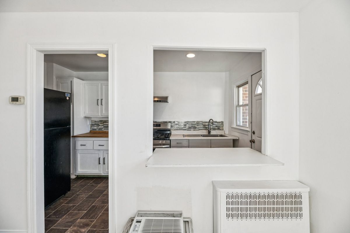 Building Photo - 2521 Benning Rd NE