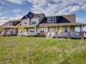 Building Photo - 958 Parkland Dr