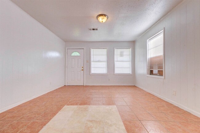 Building Photo - 3513 Bloomfield St