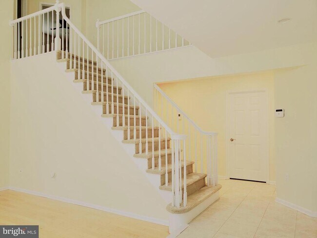 Building Photo - 7 Nottingham Cir