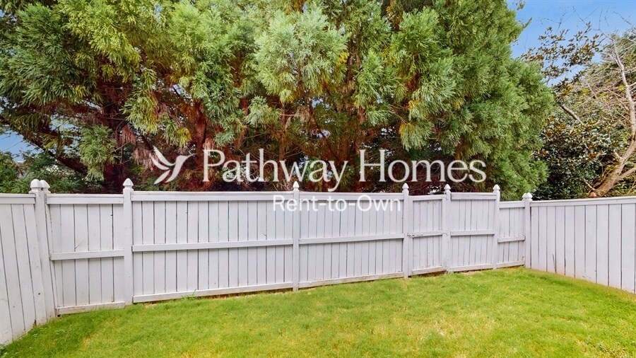 Building Photo - 5226 Medlock Corners Dr