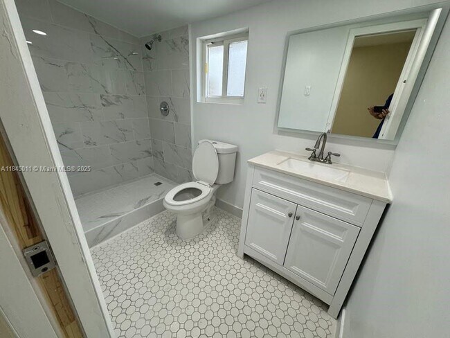 Building Photo - 27020 SW 144th Ave