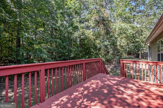 Building Photo - 4079 Essex Dr