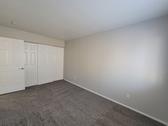 Building Photo - Beautiful 4 Bedroom Home in Green Valley