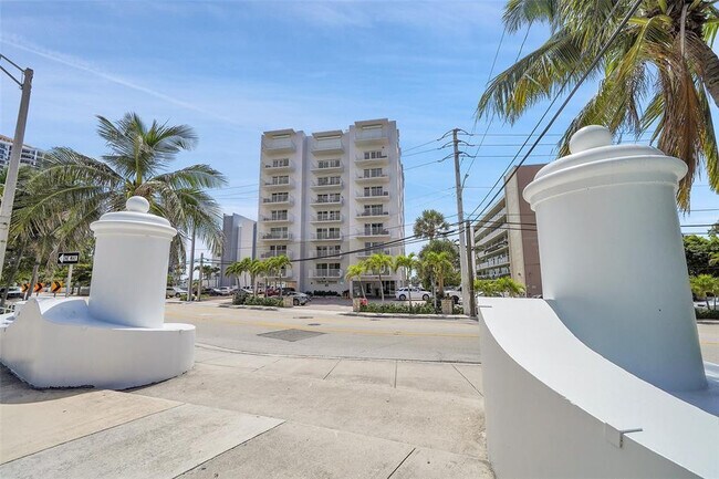 Building Photo - 95 N Birch Rd