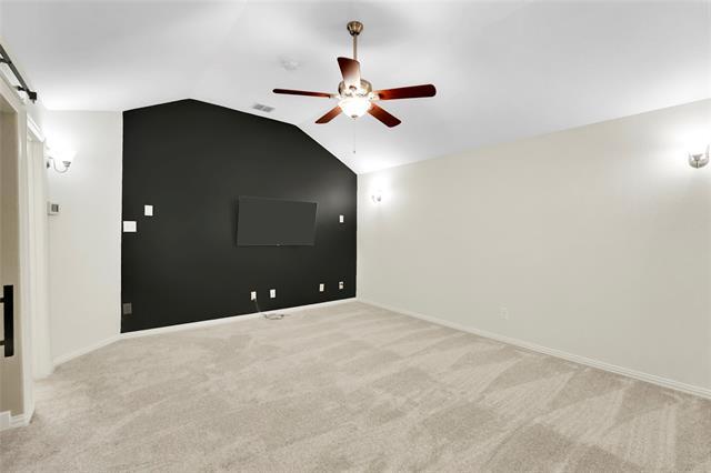 Building Photo - 16601 Lincoln Park Ln