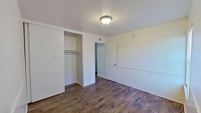 Building Photo - 307 E Chapman Ave