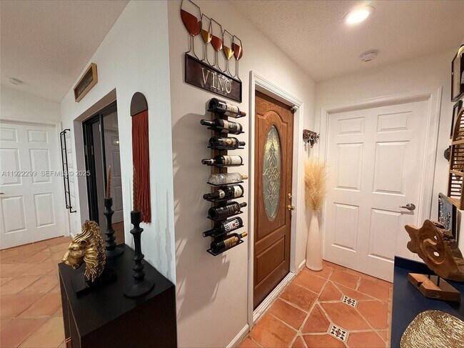 Building Photo - 13680 Yarmouth Ct