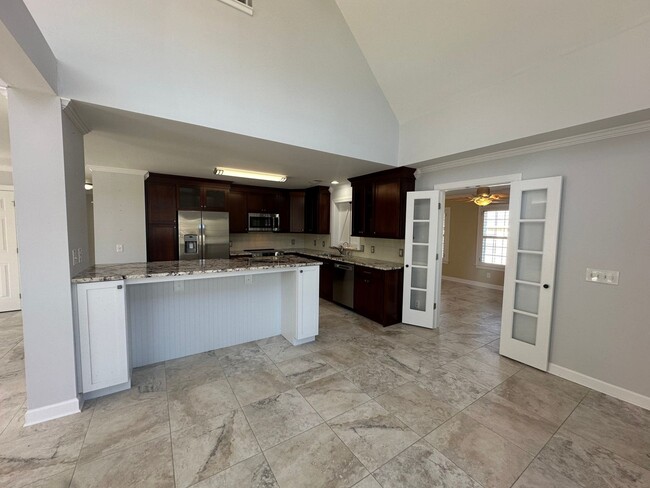 Building Photo - Long-Term Rental – Spacious 4BR/4BA Home i...