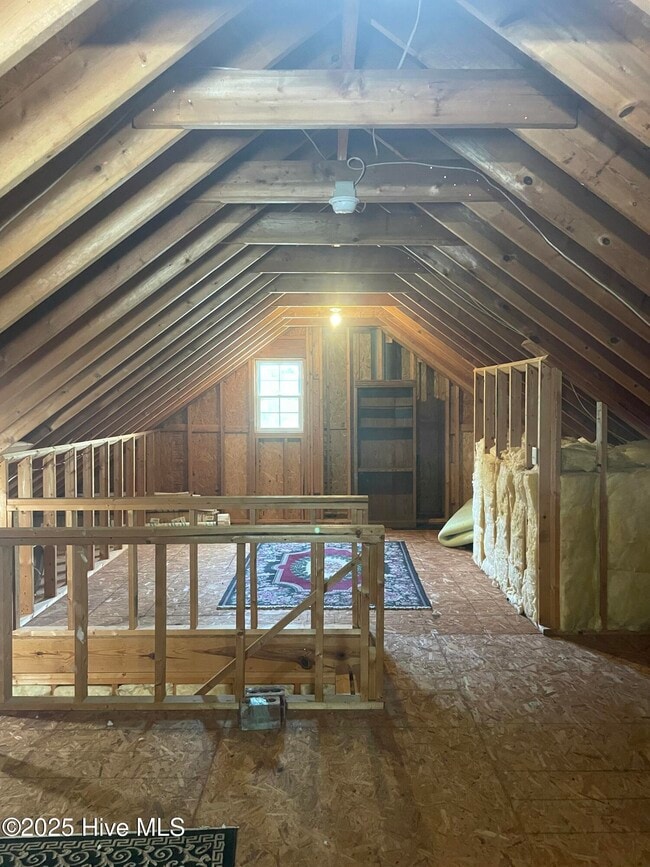 Building Photo - 151 Bayshore Dr