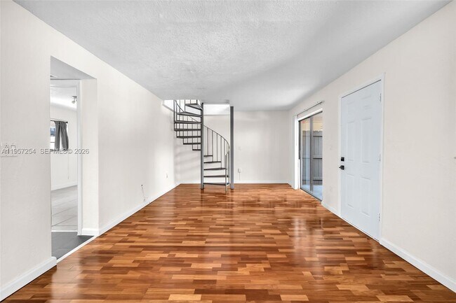 Building Photo - 3265 Virginia St