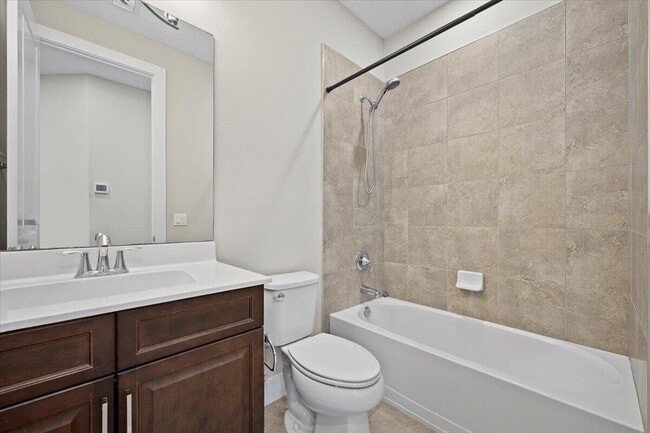Building Photo - 7114 Edison Pl