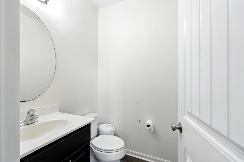 Building Photo - 5497 Mercier St