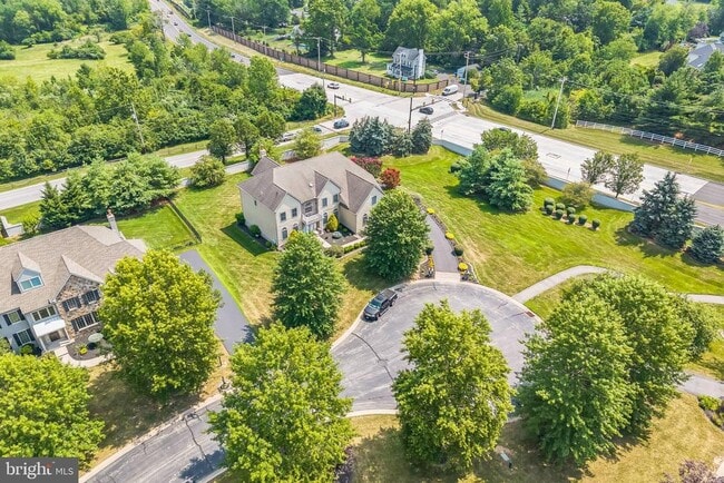 Building Photo - 1401 Hampstead Ct