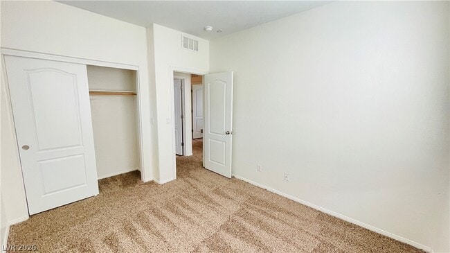Building Photo - 669 Emerald Idol Pl