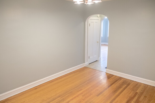 Building Photo - 5445 W 64th St