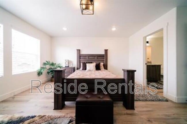 Building Photo - 254 Spring Creek Pky