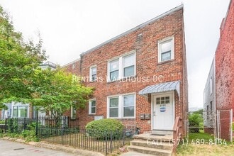 Building Photo - 3332 Sherman Ave NW