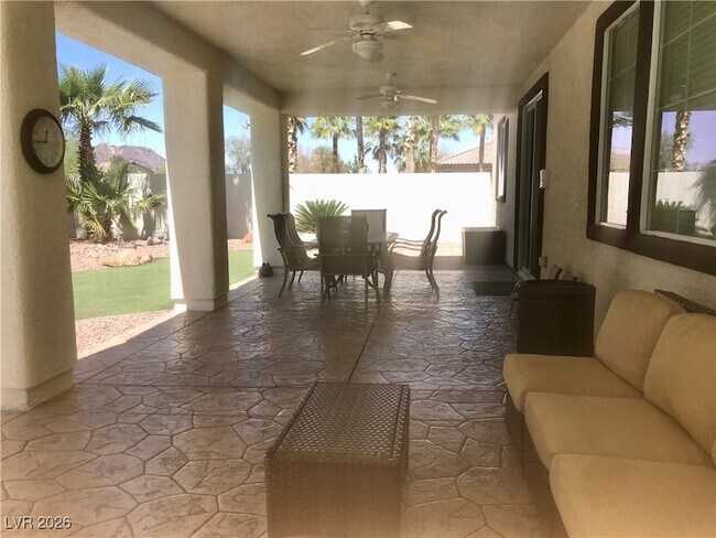 Building Photo - 1169 Midori St