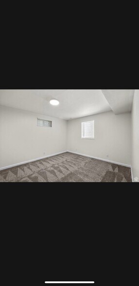 Building Photo - 279 Peachtree Dr