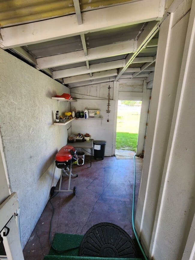 Building Photo - 2bdrm/1ba Single-level home in Ronan