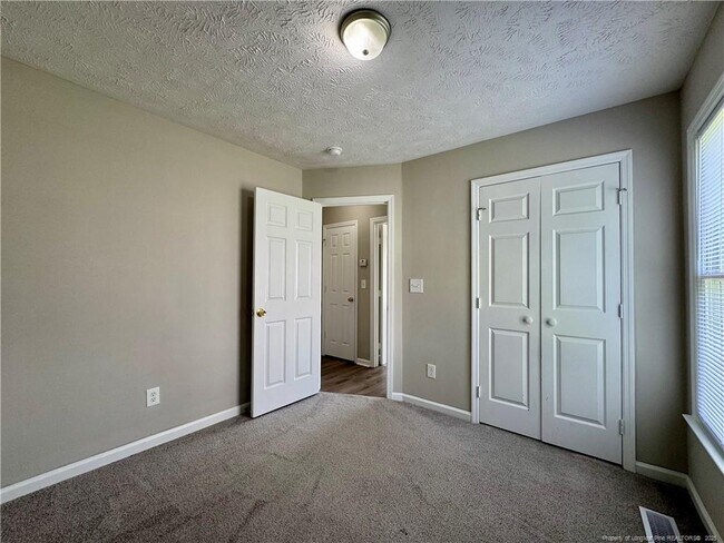 Building Photo - 5724 Randleman St