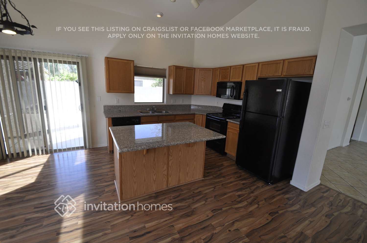 Building Photo - 13315 W Crocus Dr