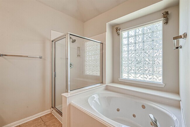 Building Photo - 23646 Hawkins Creek Ct