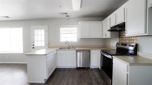 Building Photo - 403 E R Ellis Ave