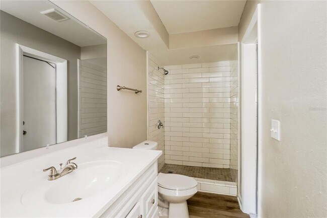 Building Photo - 1247 Kingston Ave