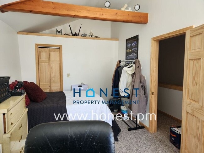 Building Photo - 9 High St