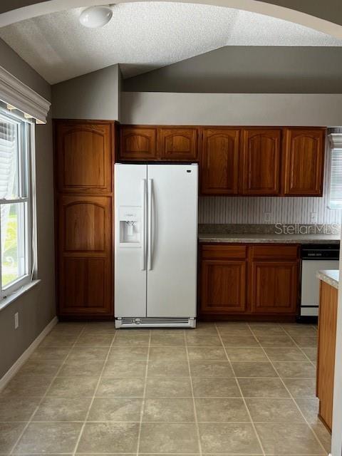 Building Photo - 731 Agua Way