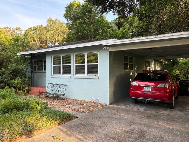 Building Photo - 1510 Lawsona Ct