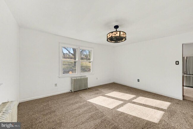 Building Photo - 939 Gravel Pike