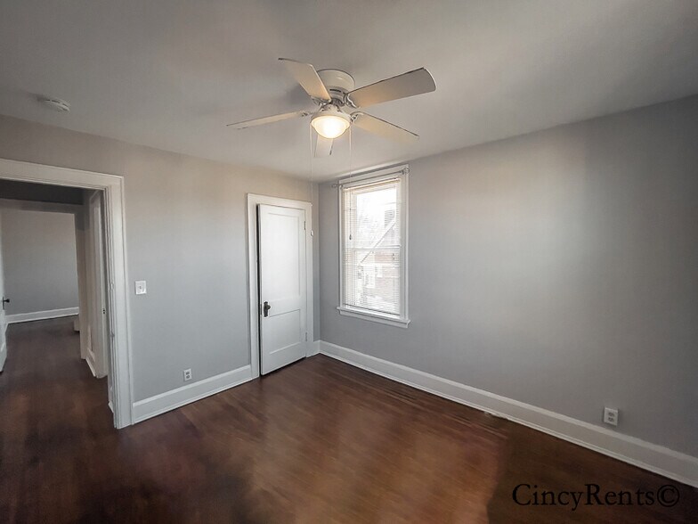 Building Photo - 2642 Madison Rd