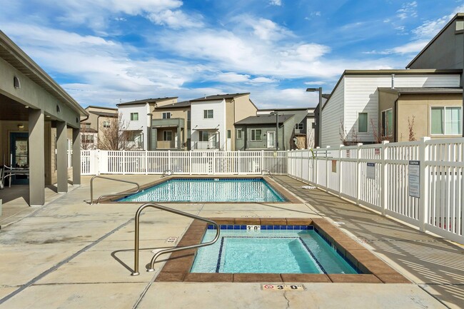 Building Photo - 13347 S Celestina Ln