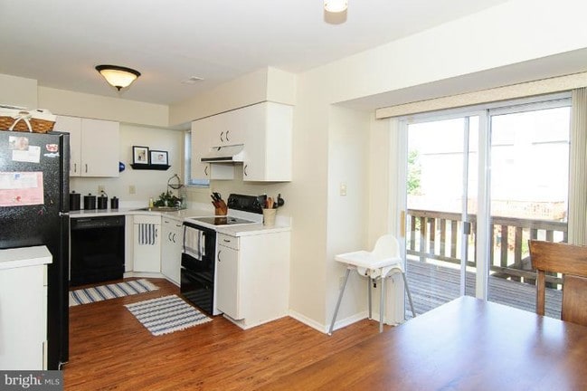 Building Photo - 7707 Old Woodstock Ln