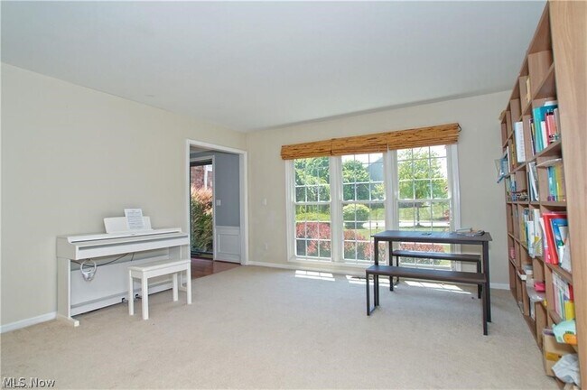 Building Photo - 3055 Appleby Ln