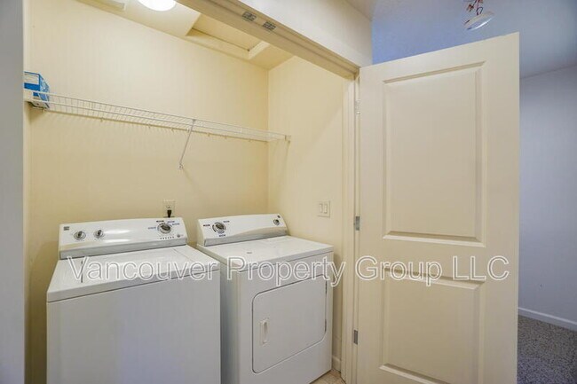 Building Photo - 4013 N Pioneer Canyon Dr