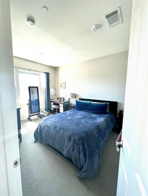 Building Photo - 1800 Kyle Pl