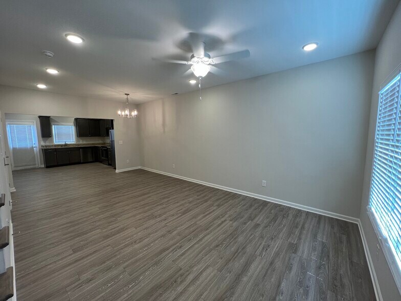 Building Photo - 3768 S Mebane St