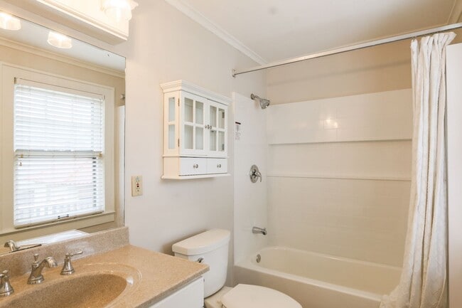 Building Photo - {204} Brookside Stunner + Fully updated 2 Story + Fenced Yard + 1 Car Garage