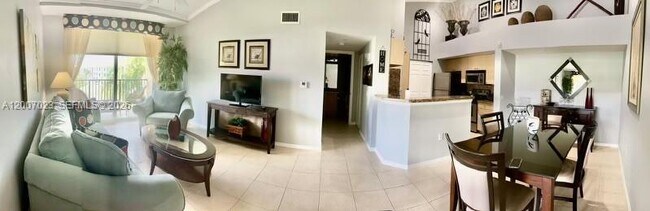 Building Photo - 120 Villa Cir