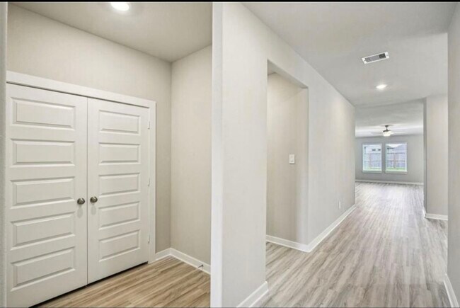 Building Photo - 3110 Winding Mile Ct