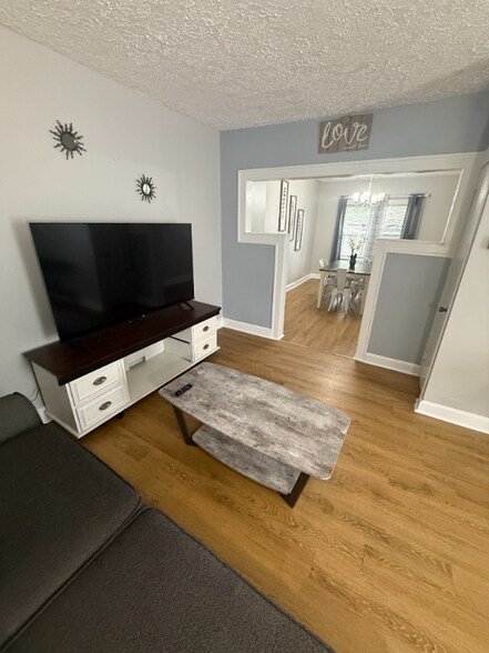 Building Photo - 4823 E Michigan St